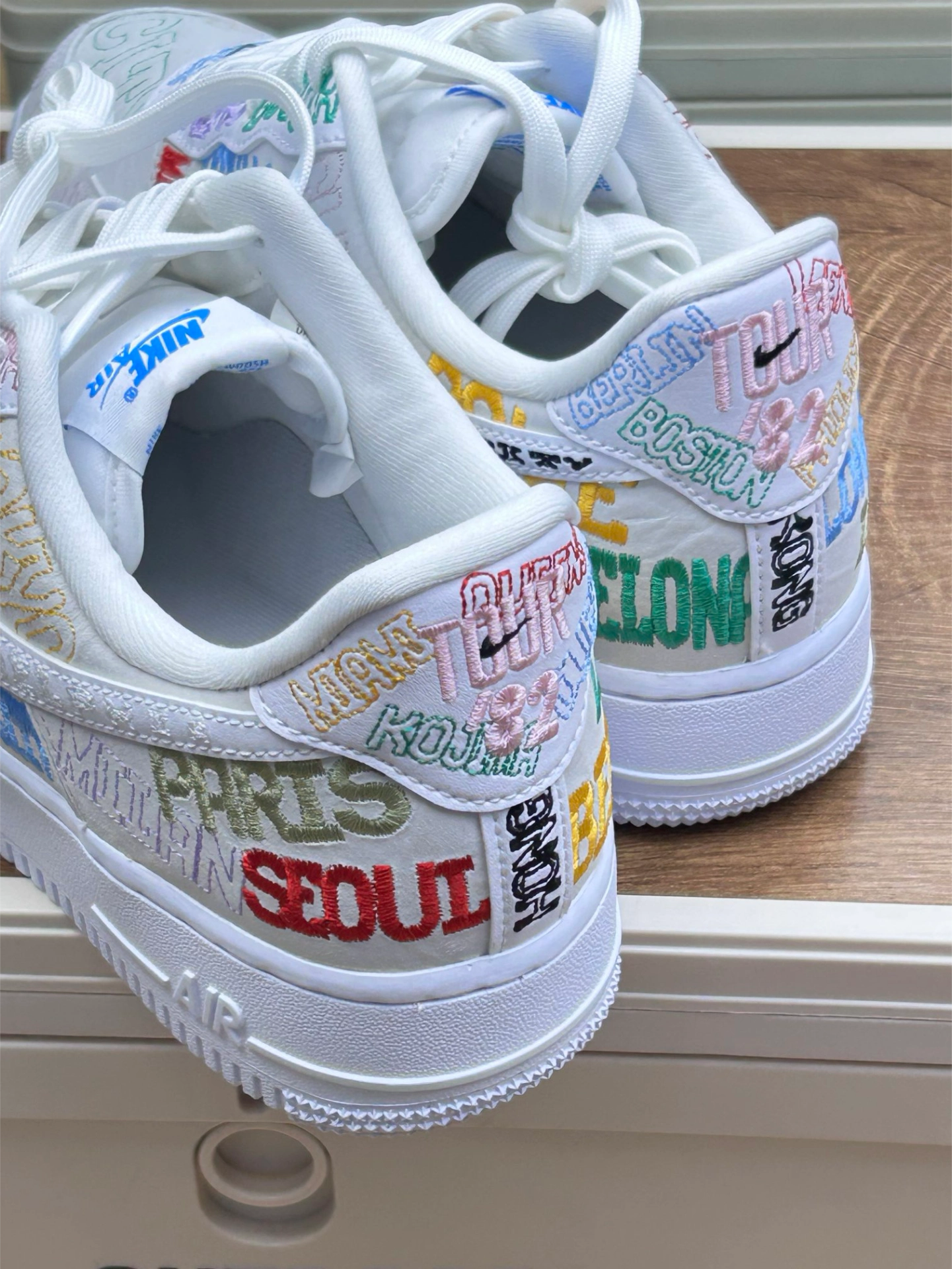 Nike耐克AF1空军一号来说说这双“城市刺绣鞋”的真实感受👟